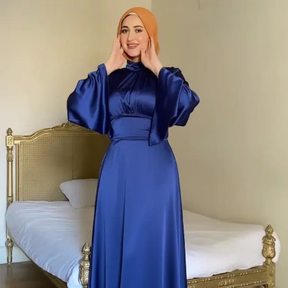 فساتين ساتان مذهلة للأناقة والمناسبات