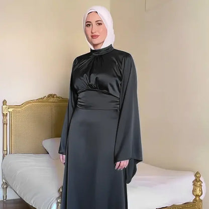 فساتين ساتان مذهلة للأناقة والمناسبات